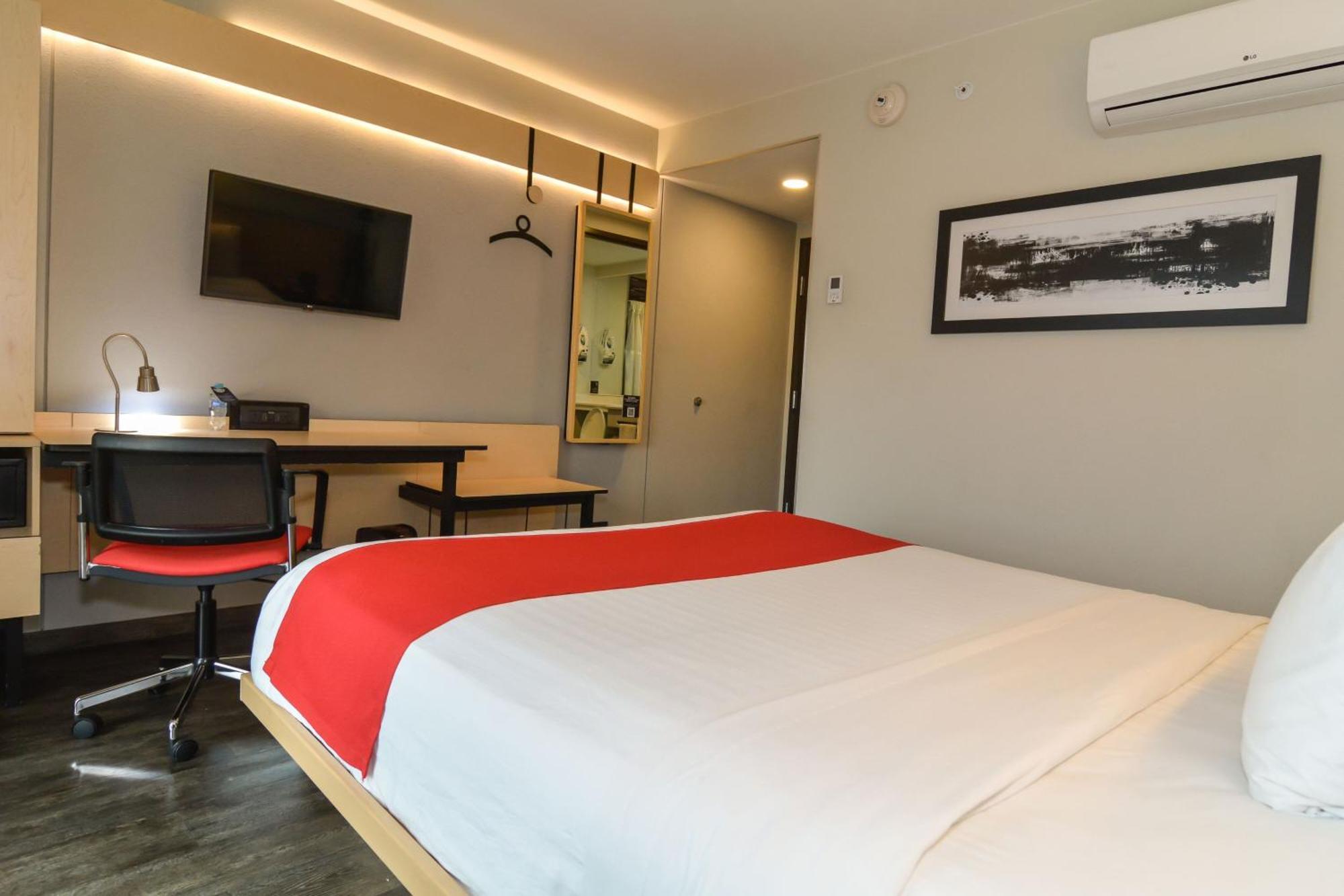 City Express Plus By Marriott Medellin Colombia Exterior foto
