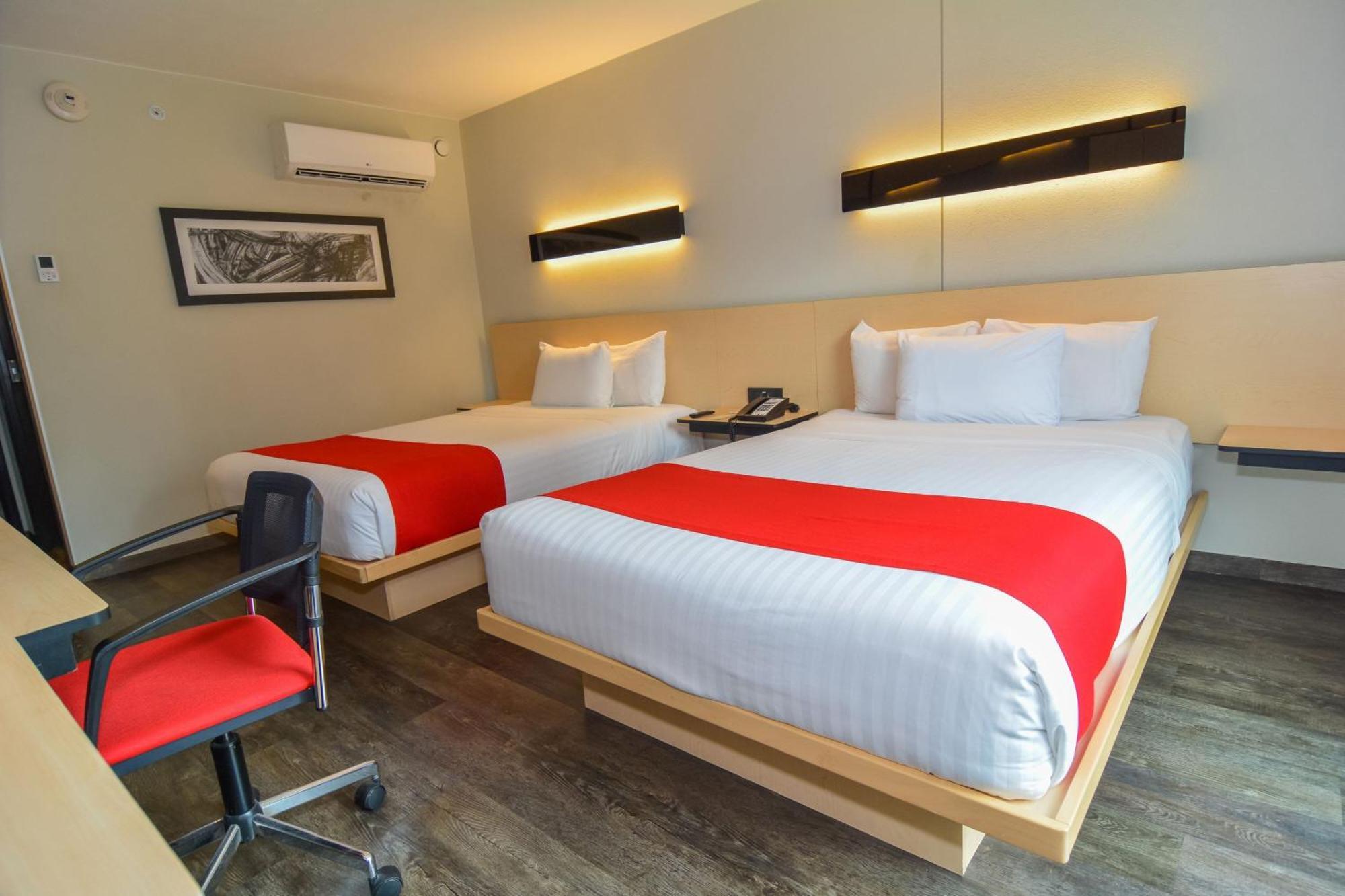 City Express Plus By Marriott Medellin Colombia Exterior foto