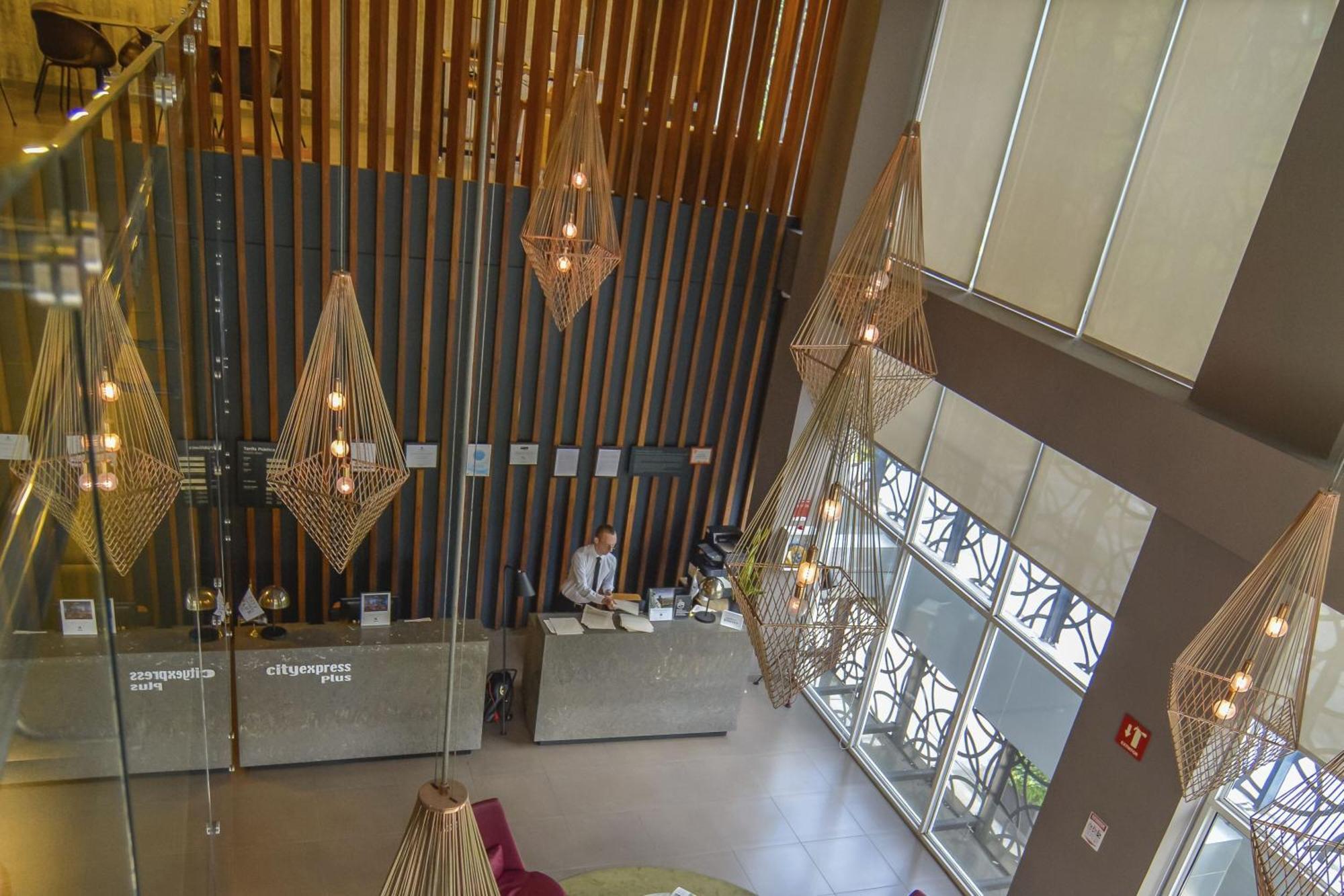 City Express Plus By Marriott Medellin Colombia Exterior foto