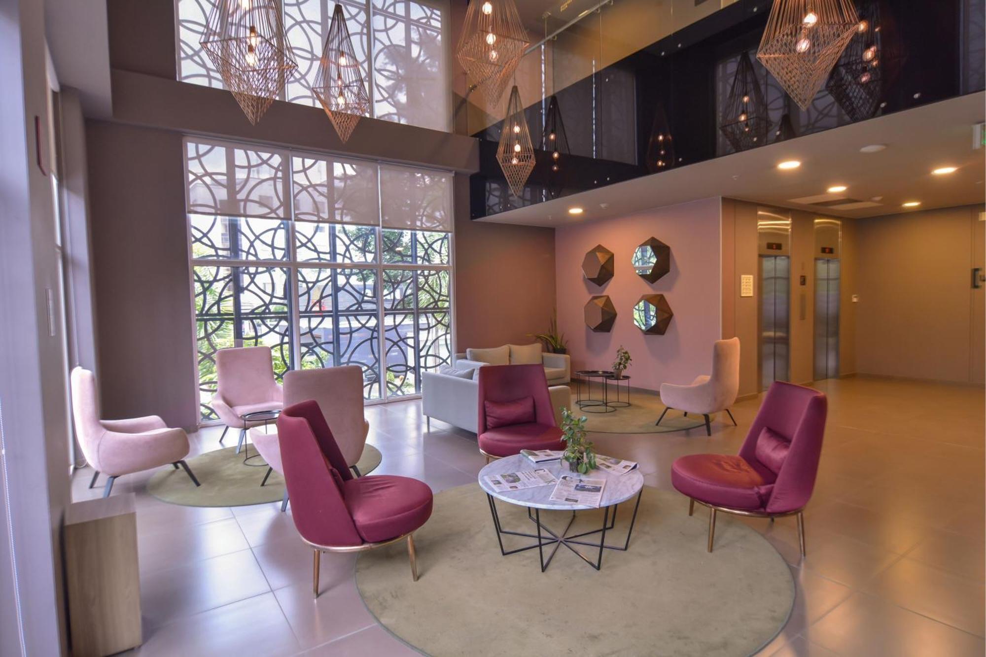 City Express Plus By Marriott Medellin Colombia Exterior foto