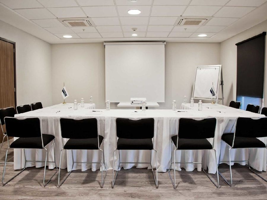 City Express Plus By Marriott Medellin Colombia Exterior foto
